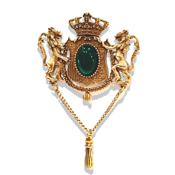Regal 1928 Gold-Tone Crest Brooch with Emerald Accents - Picture 3 of 6